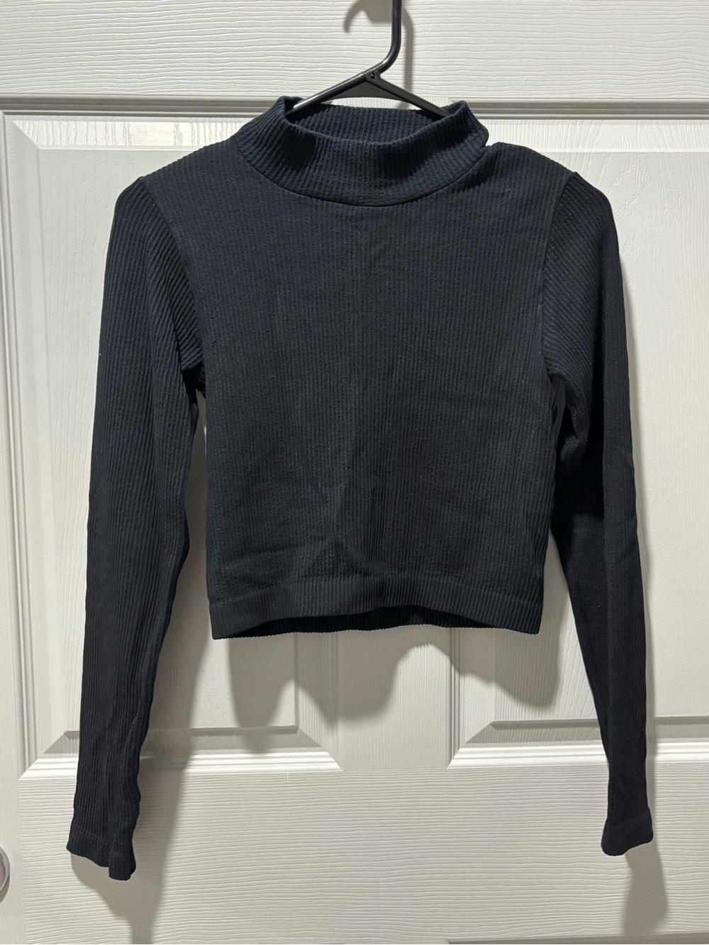 Arizona Jean Company Black Ribbed Cropped Mock Neck Sweater